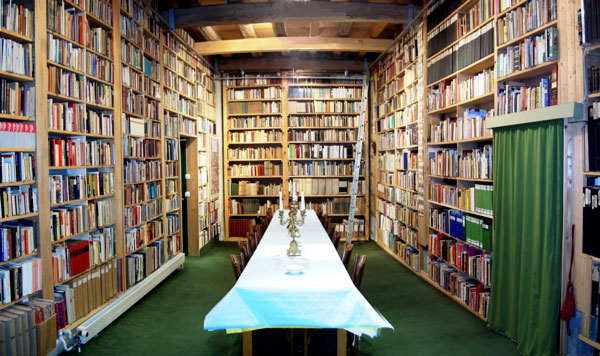 Die Bibliothek in Tecknau